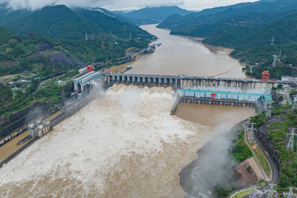 閩江今年入汛以來(lái)最大洪峰過(guò)境水口水電站